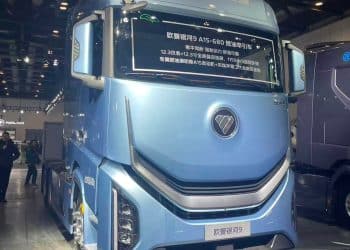 新能源渗透率剑指35%！商用车市场进入格局重塑关键期，车企加速布局「双赛道」