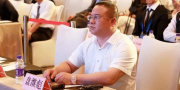 非法集资911亿元，「金融大鳄」盘继彪终审被判无期！他还犯洗钱、偷越国（边）境罪等，名下上市公司已被取消上市地位