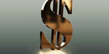 黄金狂奔逼近4500大关：谁在买？谁在慌？