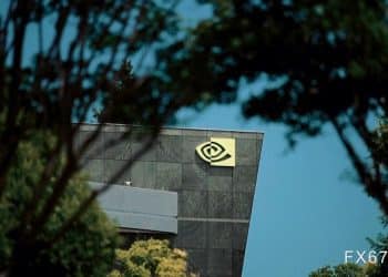 避险、风险资产都在赢钱？金、银与美股齐飞的「危险共识」