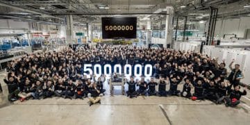 特斯拉上海超级工厂第500万台电驱系统 已在昨日下线