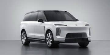 2026开年，「9 系」 旗舰卷疯了