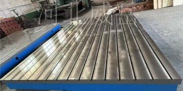 铸铁平台/平板用久了出问题？别担心，专业维护方案让它稳如泰山！