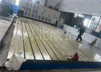 告别频繁换平台！铸铁焊接平台 vs 钢结构，差距一目了然