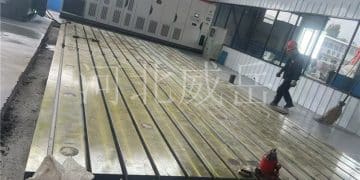 告别频繁换平台！铸铁焊接平台 vs 钢结构，差距一目了然