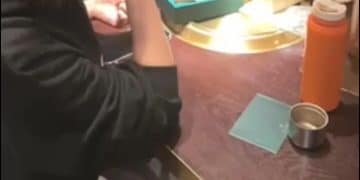 女子患癌，为筹钱治病卖掉劳力士手表，收到16万元后银行账户被冻结！警方：系电诈涉案资金，暂无法解封，「毕竟法大于情」