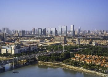 6万亿，「第一省会」背水一战