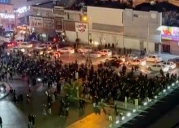 「试图以支持伊朗人民的名义煽动另一场叛乱」，伊朗军方发声！总统佩泽希齐扬：正全力根除腐败改善民生，伊朗人民将坚定支持国家