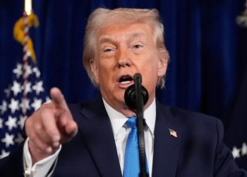 特朗普：委内瑞拉可能不会是美国干预的最后一个国家，「我们绝对需要格陵兰岛」！美高官妻子发文暗示「很快」，丹麦首相最新发声