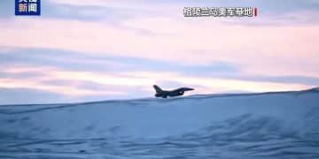 特朗普表态：「无论难易」都要得到格陵兰岛！万斯警告欧洲：不配合 「将不得不采取行动」