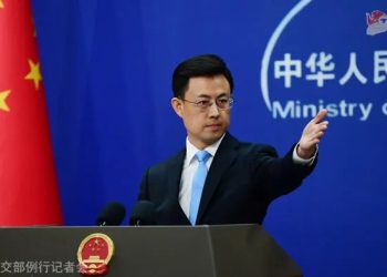 特朗普称中国一直在向「愚蠢的人」出售风力涡轮机，外交部回应