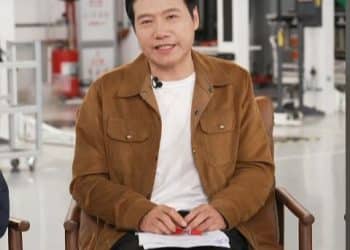 雷军：未来五年，至少投入2000亿元用于研发