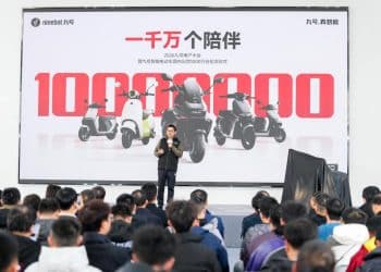 跳出存量竞争、直攻东南亚燃油车腹地：九号公司「电切油」战略能否改写国际两轮车格局？