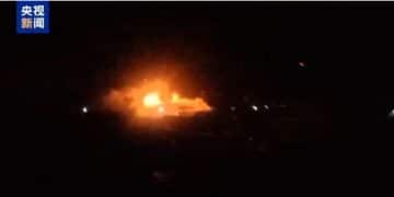 突发！巴基斯坦对阿富汗发动首轮空袭，阿首都传出爆炸巨响！巴方发布最新声明