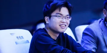 太突然!中国知名AI公司,拿下7亿美元融资,估值超百亿美元,阿里、腾讯都投了!90后创始人:持有现金超100亿元,「不以上市为目的」