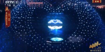 低空经济「飞进」春晚：峰飞航空eVTOL水上机场亮相