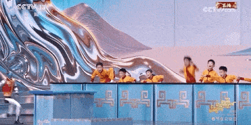 银河通用机器人Galbot G1单价63万 一夜狂卖近300台！宇树科技春晚同款机器人上架 售价208850元