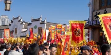 带动旅游收入超24亿元 「世界超市」赢麻了！春晚分会场成火爆打卡点！