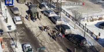 最新民调显示美总统在执政与移民议题上支持率双跌