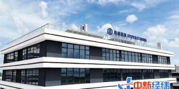 海外市场青睐中国「大型充电宝」 一个集装箱满足40个家庭用电