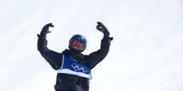 苏翊鸣夺得米兰冬奥会中国代表团首金