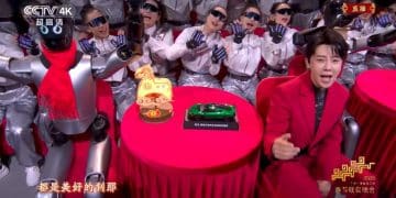 清华85后造出200亿机器人巨头刷屏春晚 创始人叫板黄仁勋