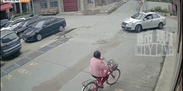 「初中女生扶老人遭索赔22万元」，有新进展！