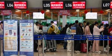 大年初一，热门航线机票价格「腰斩」！更早出门，节中出行高峰今年提前至初一