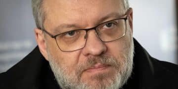 加卢先科试图离境时被捕