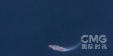 最新，卫星图像显示美航母现身阿曼海岸！美伊在核心问题上仍然分歧严重，伊朗副外长：提出稀释60% 浓缩铀的提议，表明我们愿意做出妥协