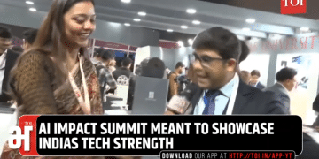 印度一大学被曝买中国机器狗冒充「自主研发」，被赶出国家级峰会，展位电源已被切断！校方回应：确实是从宇树买的