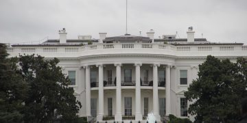 美国将从叙利亚撤军!消息人士:美以或将对伊朗发动袭击!美官员:美军应在3月中旬前完成中东军事部署