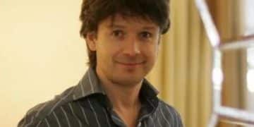 知名时尚巨头58岁创始人在泰国坠亡！妻子回应：与他的死没有任何关系；该品牌估值一度超60亿英镑