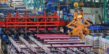 安徽马鞍山：钢铁企业生产忙